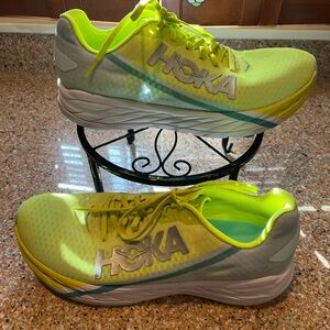 Hoka One One Rocket X Bright Yellow Athletic Shoes W12.5 M11.5